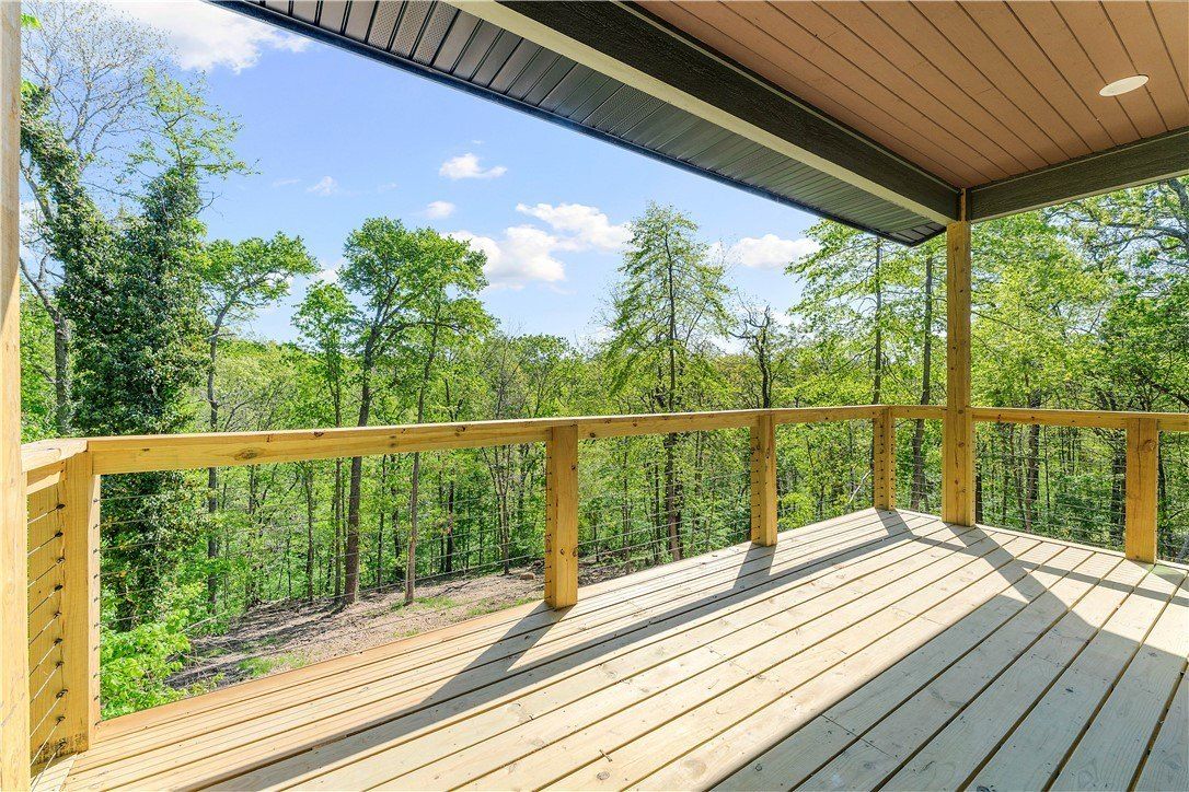 71 York Drive. Bella Vista, AR 72714