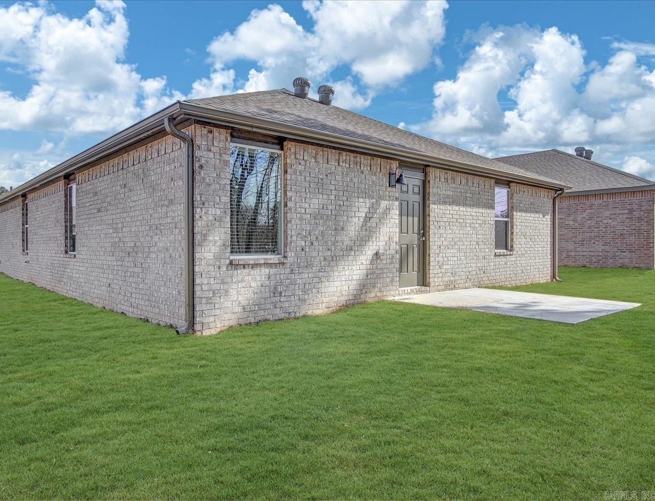 604 Chakka Loop. North Little Rock, AR 72117