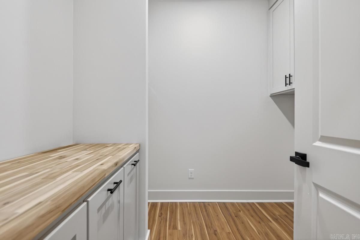 5 Lynwood Drive. Little Rock, AR 72206