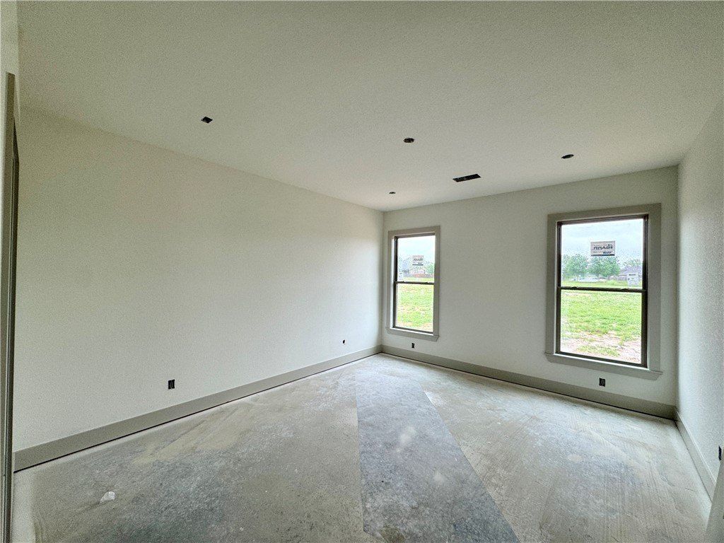 3000 Sw Little Elm Loop. Bentonville, AR 72713