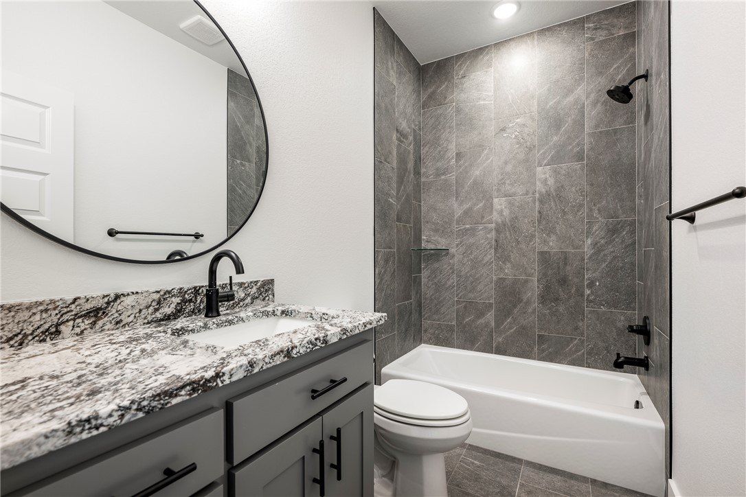 14 Sheffield Drive. Bella Vista, AR 72714