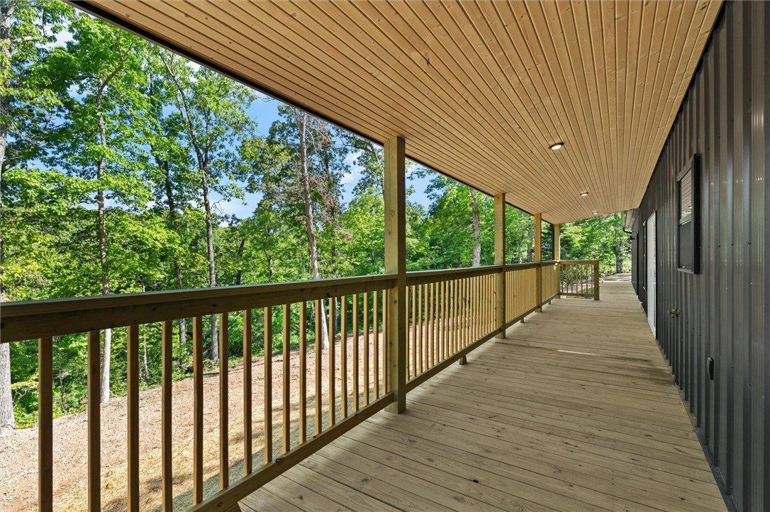 322 Madison 1458. Huntsville, AR 72740