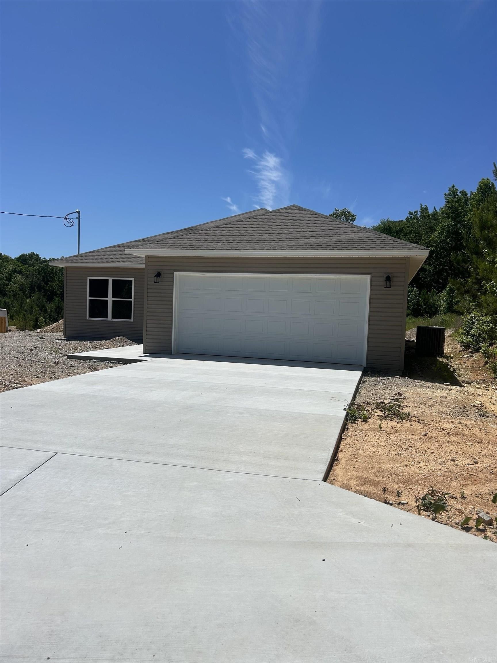 112 Lance Circle. Hot Springs, AR 71901