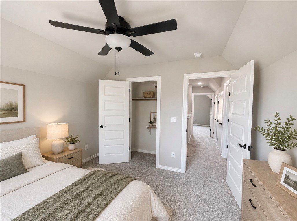 356 Lavona Lane. Huntsville, AR 72740