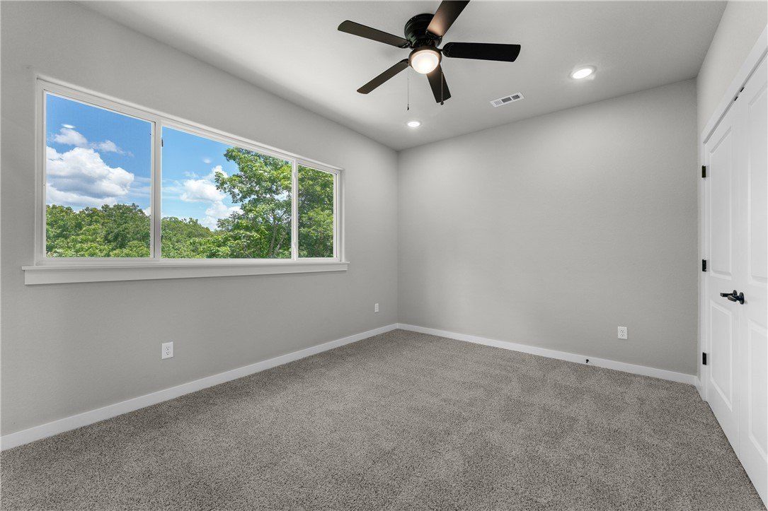 53 Shetland Drive. Bella Vista, AR 72715
