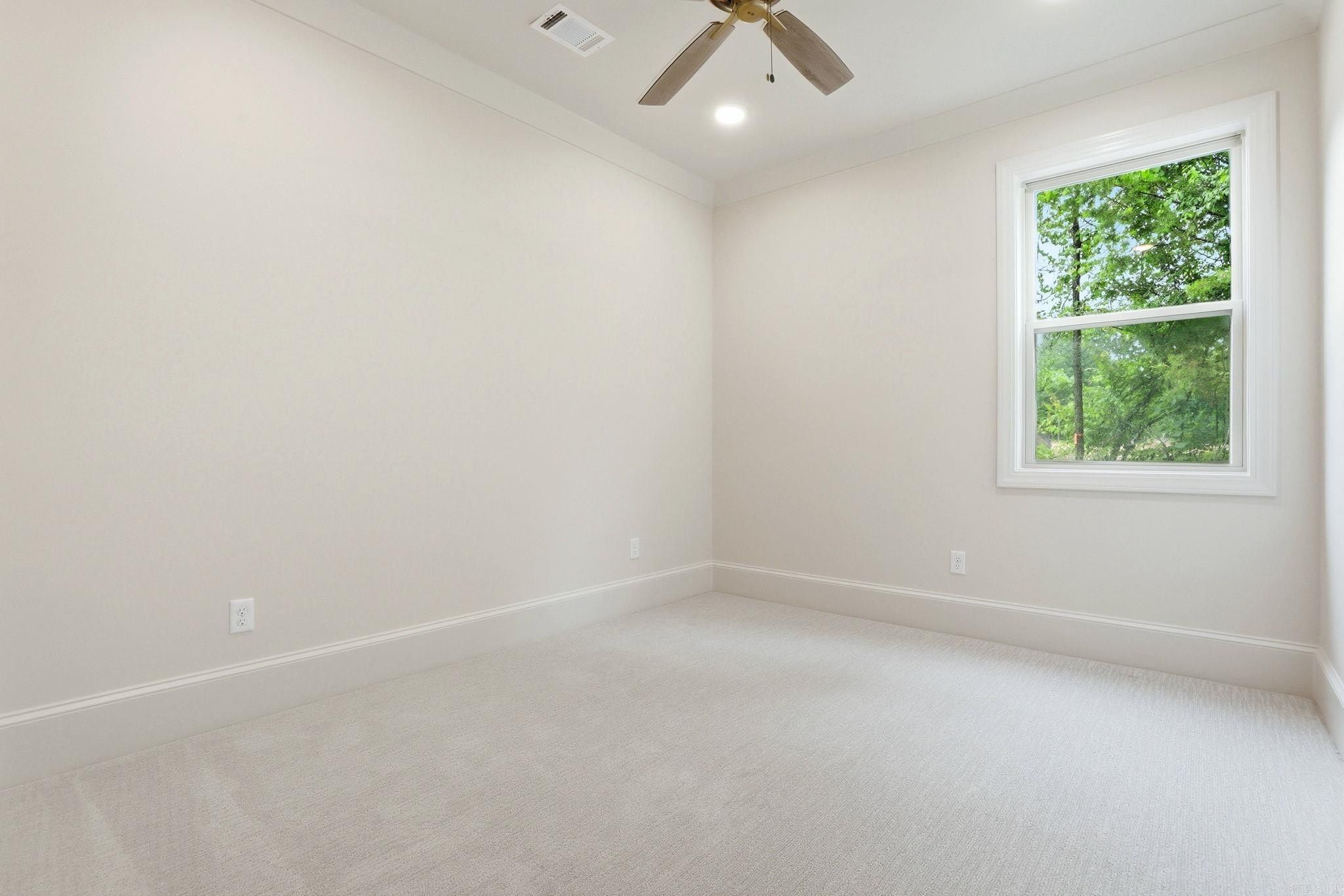 1538 Bighorn Drive. Benton, AR 72019