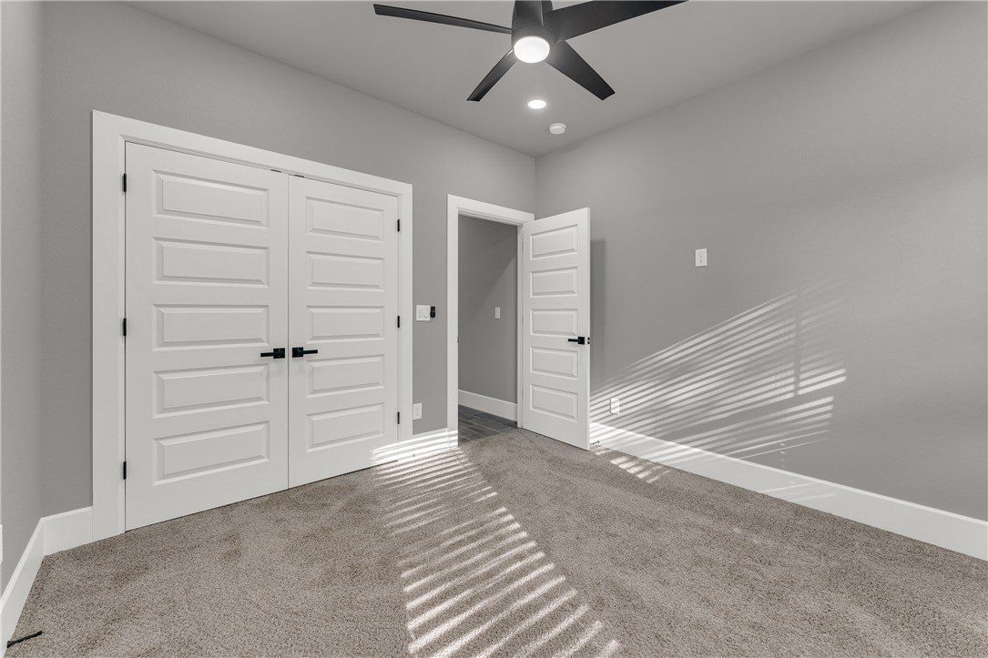 11 Ellesmere Lane. Bella Vista, AR 72714