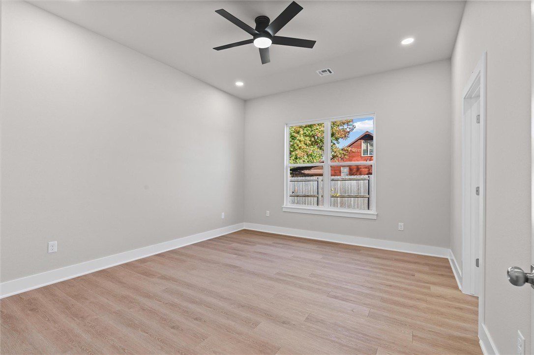 936 S Liberty Drive. Fayetteville, AR 72701