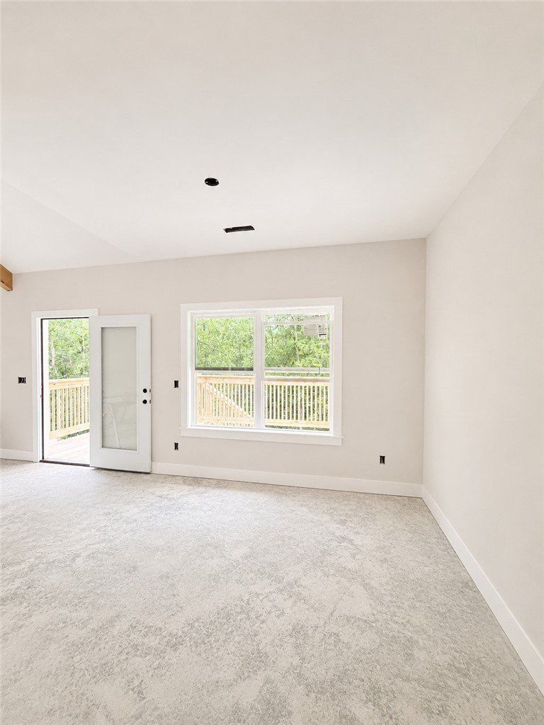 28 Kirkcolm Drive. Bella Vista, AR 72715