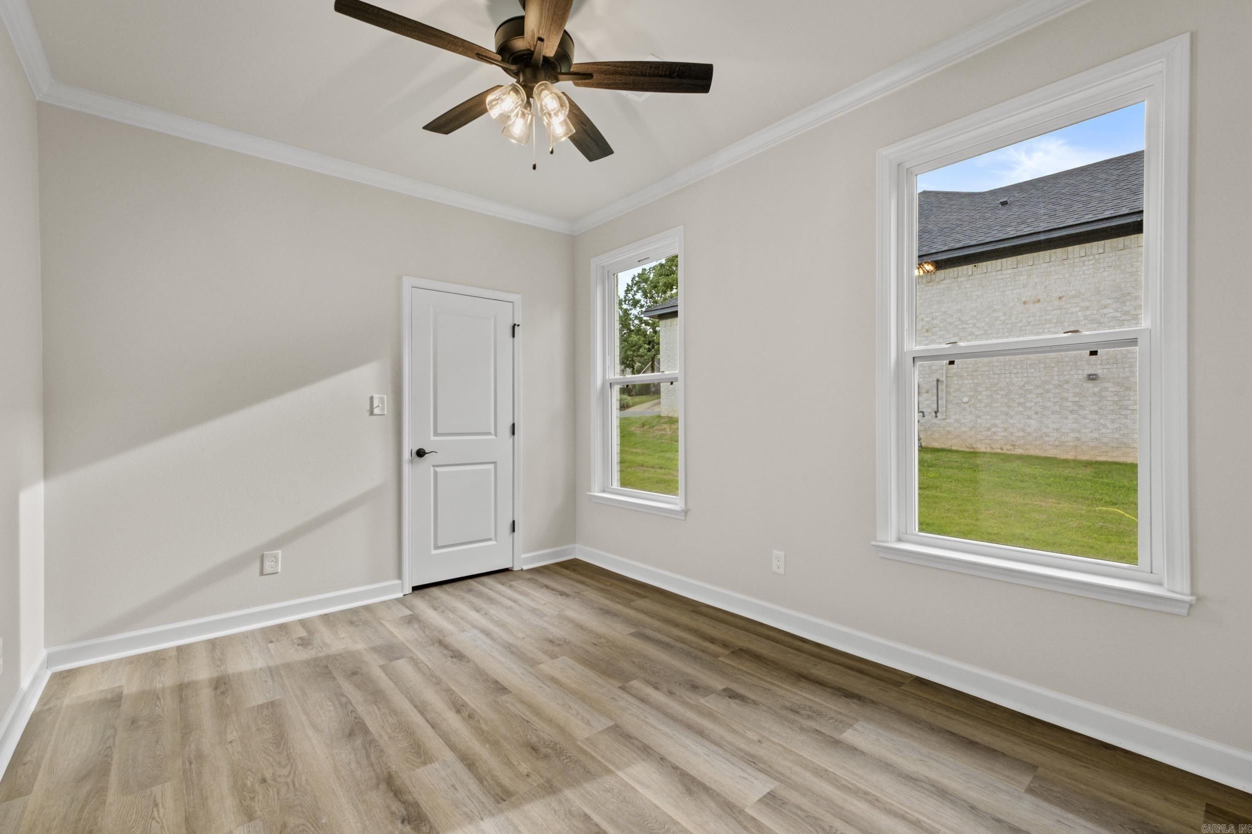 517 Forest Oak Cove. Jacksonville, AR 72076