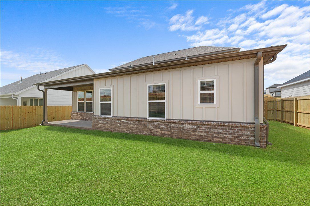 5910 Sw Omaha Avenue. Bentonville, AR 72713