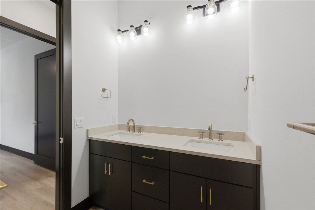 217 Ne H Street. Bentonville, AR 72712