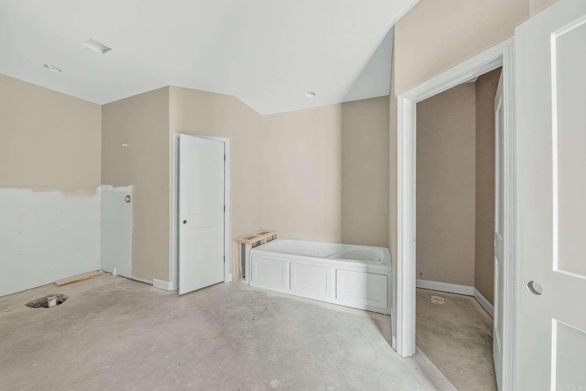 508 Valley Oak Drive. Sherwood, AR 72120