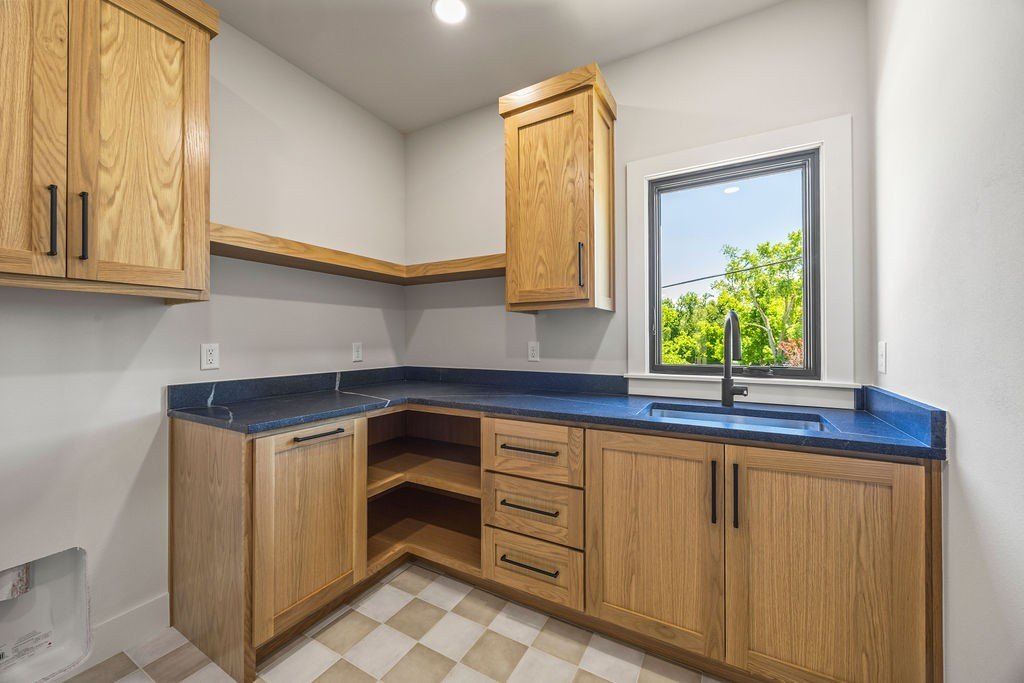 109 Ne Honeycrisp Lane. Bentonville, AR 72712