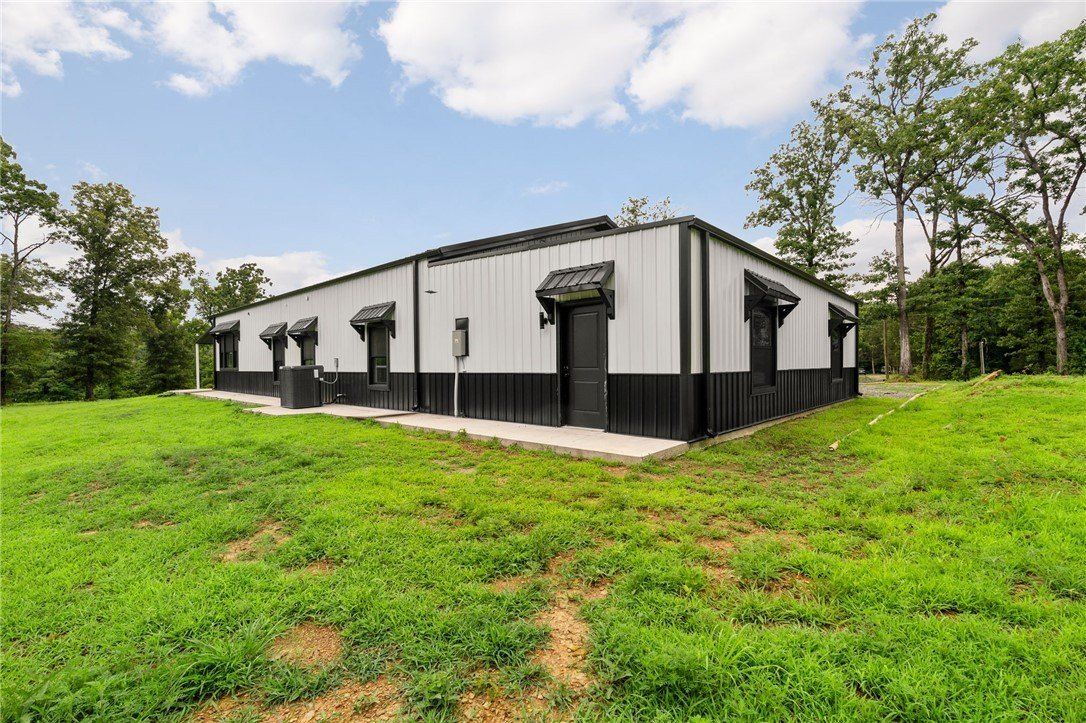 8512 Harrington. Uniontown, AR 72955