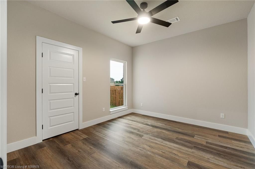 740 Powderhorn Cir. Van Buren, AR 72956