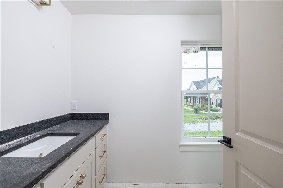 345 Sw Bryant Road. Gentry, AR 72734