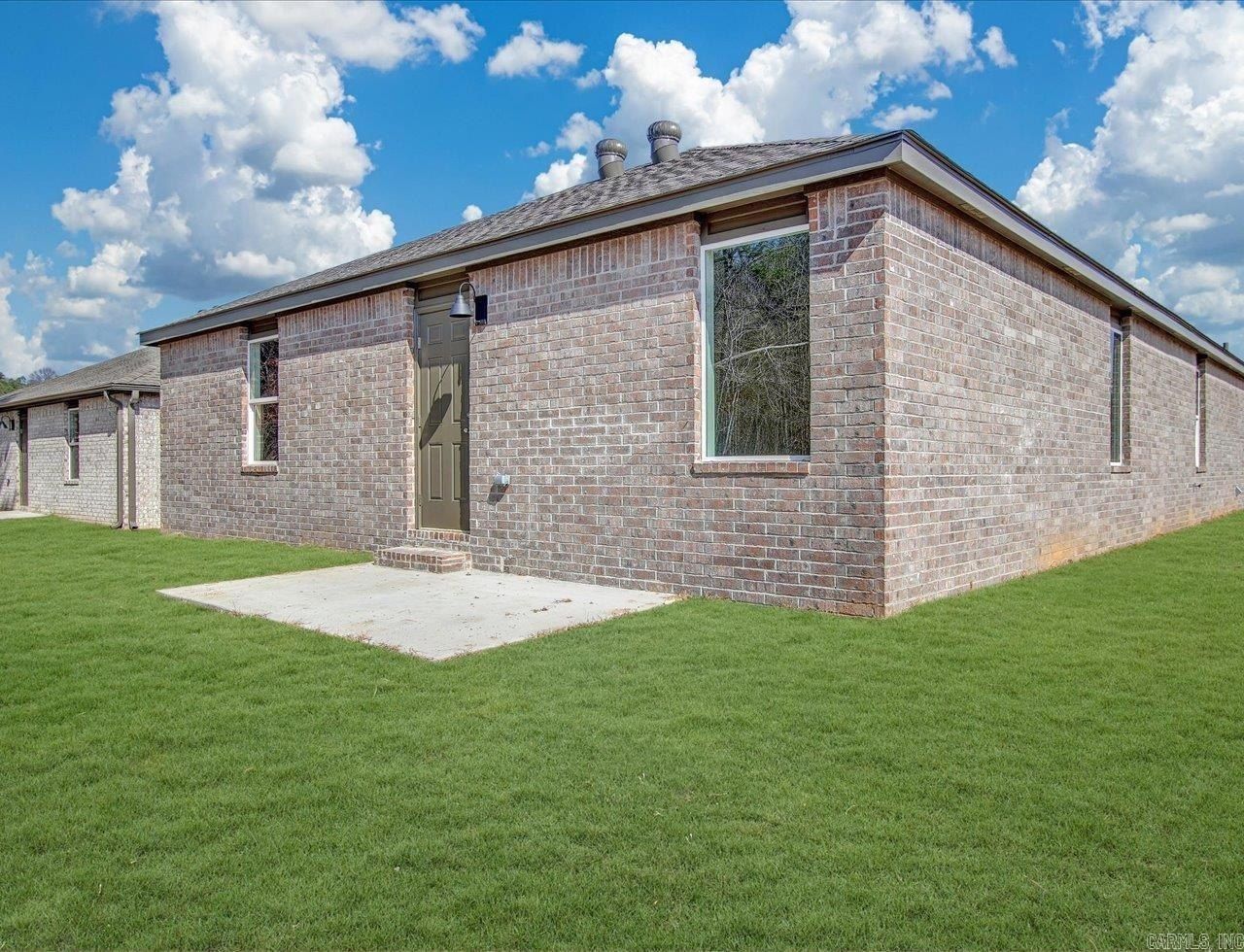 156 Preston Lane. Hensley, AR 72065