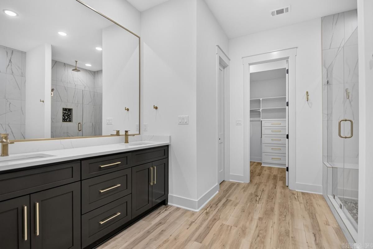 611 Corondelet Lane. Maumelle, AR 72113