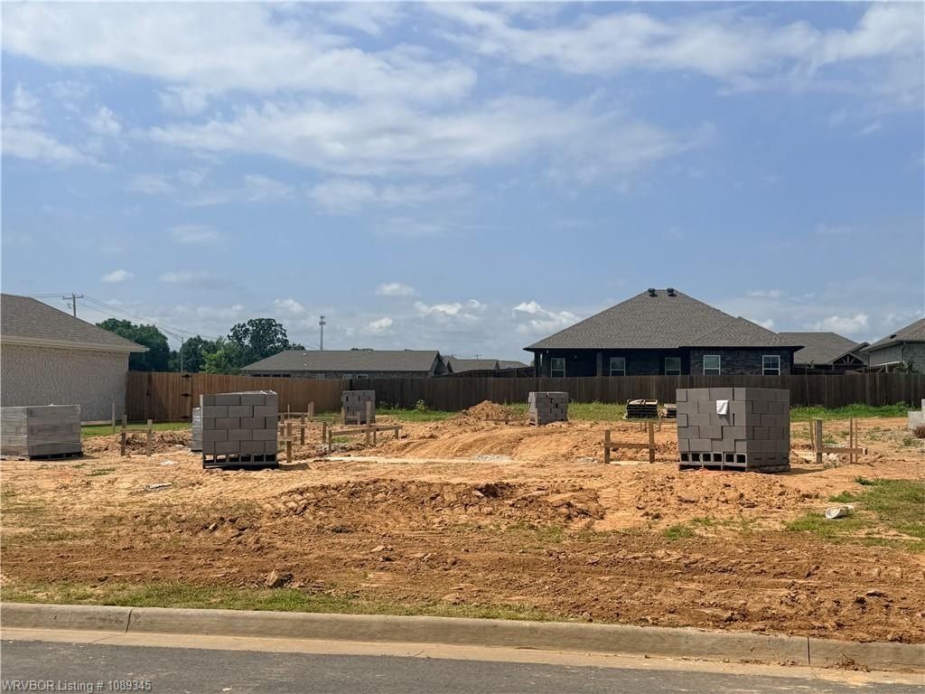 9214 Alara Wy. Fort Smith, AR 72916