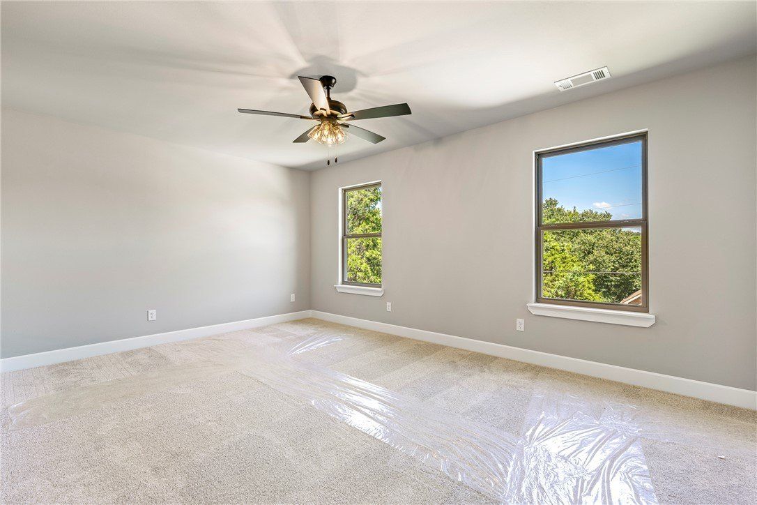 25 Oniell Circle. Bella Vista, AR 72715