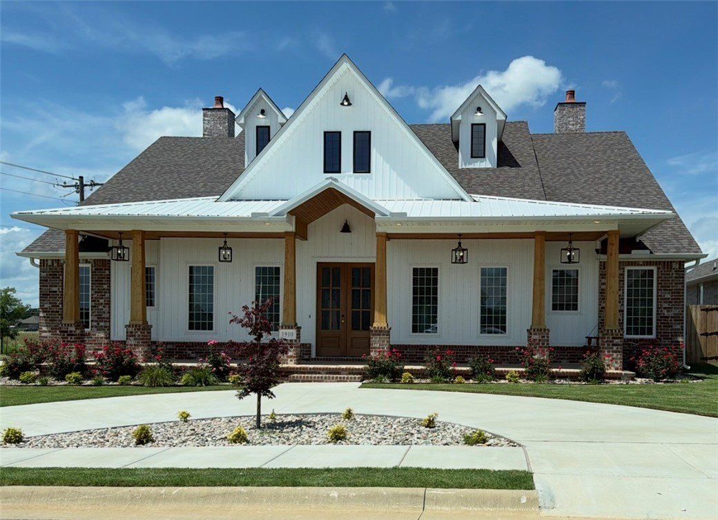 1910 Gaines Street. Pea Ridge, AR 72751