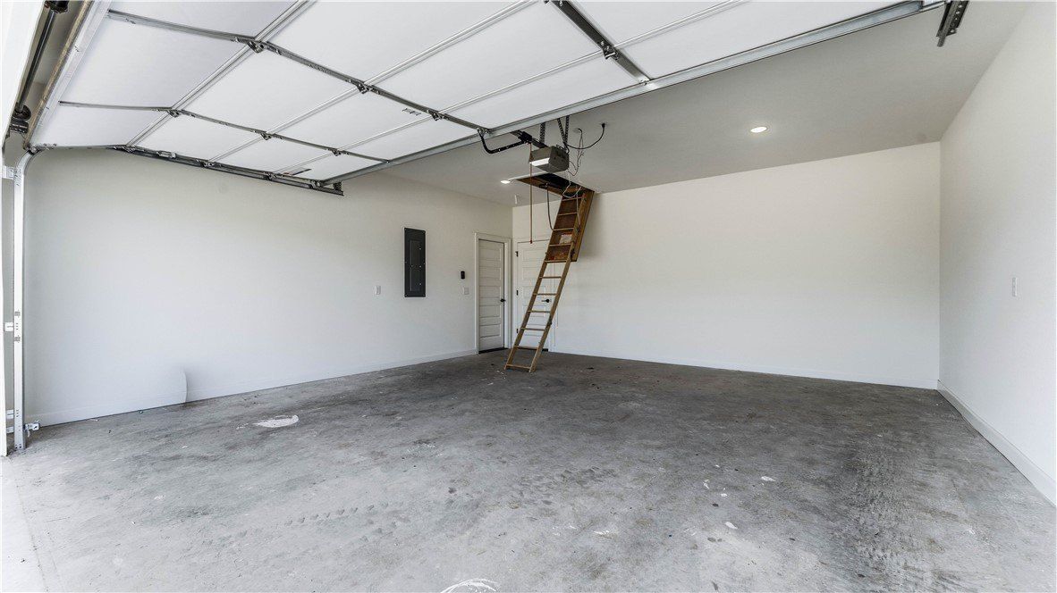 1814 Farmer Street. Pea Ridge, AR 72751