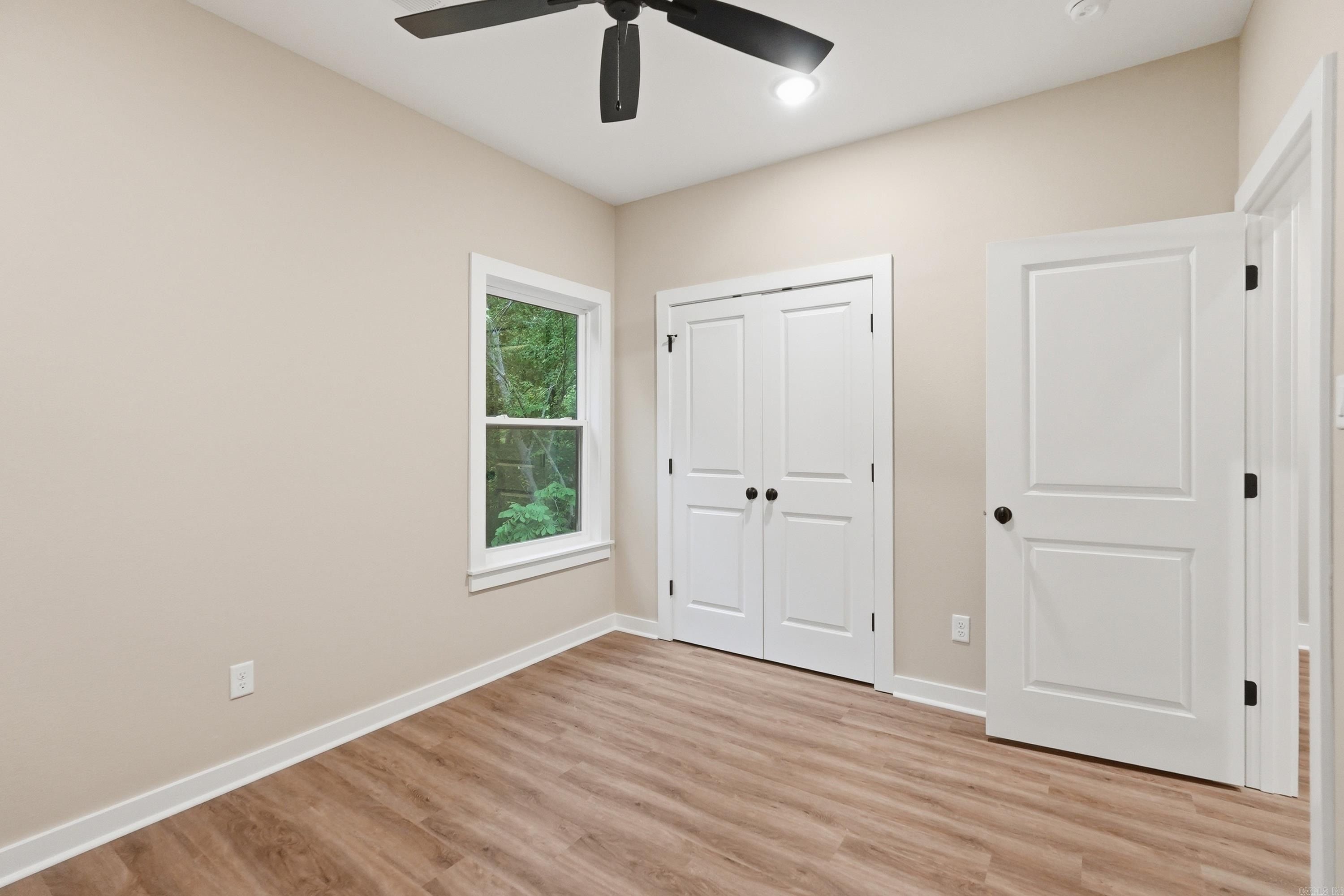 2440 Pleasant Willow Drive. Benton, AR 72015