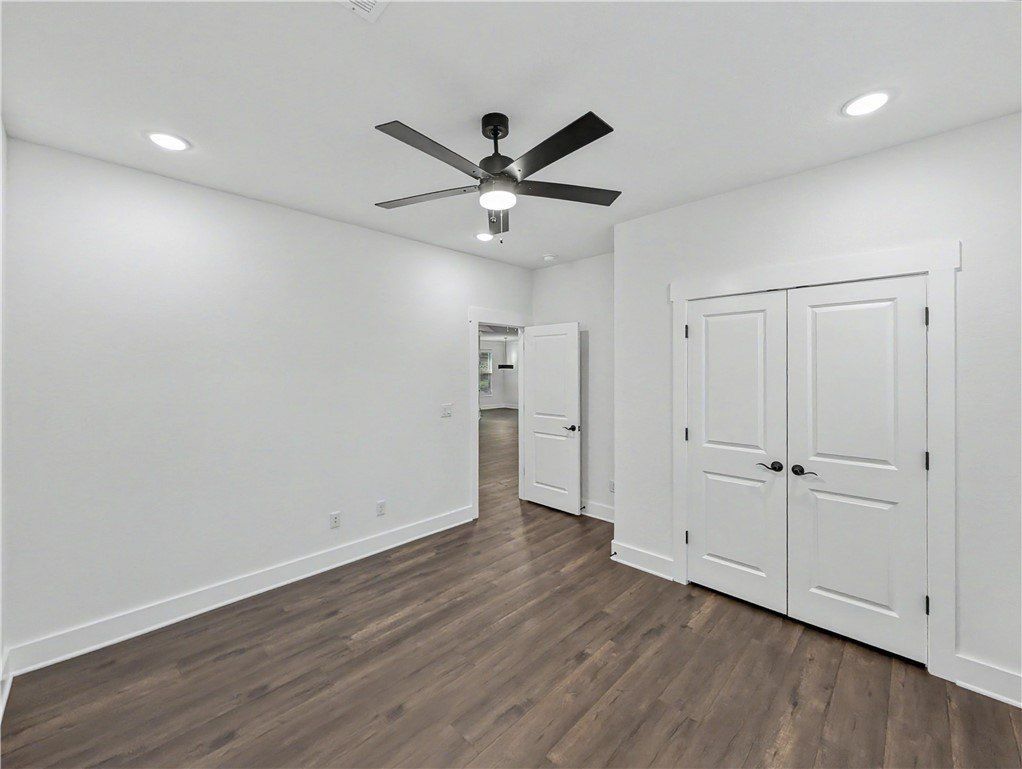 15 Salen Lane. Bella Vista, AR 72715