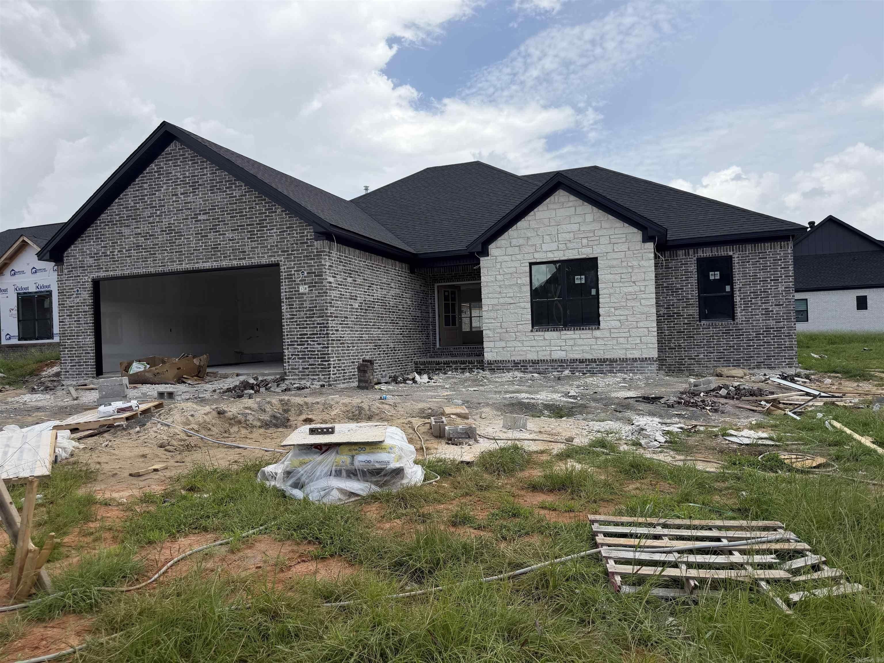 14 Albion Court. Cabot, AR 72023
