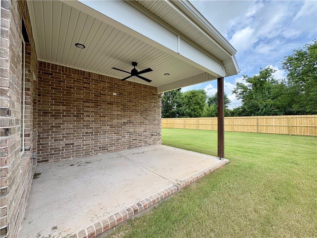 2112 Porter Street. Pea Ridge, AR 72751