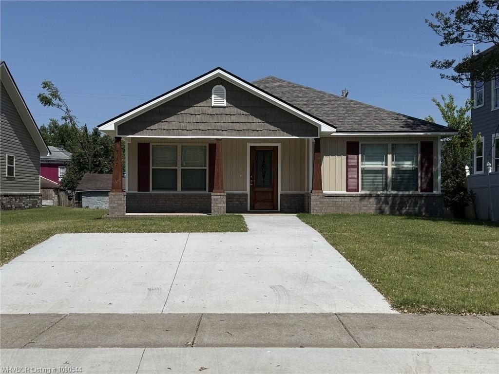 717 N 13Th St. Fort Smith, AR 72901