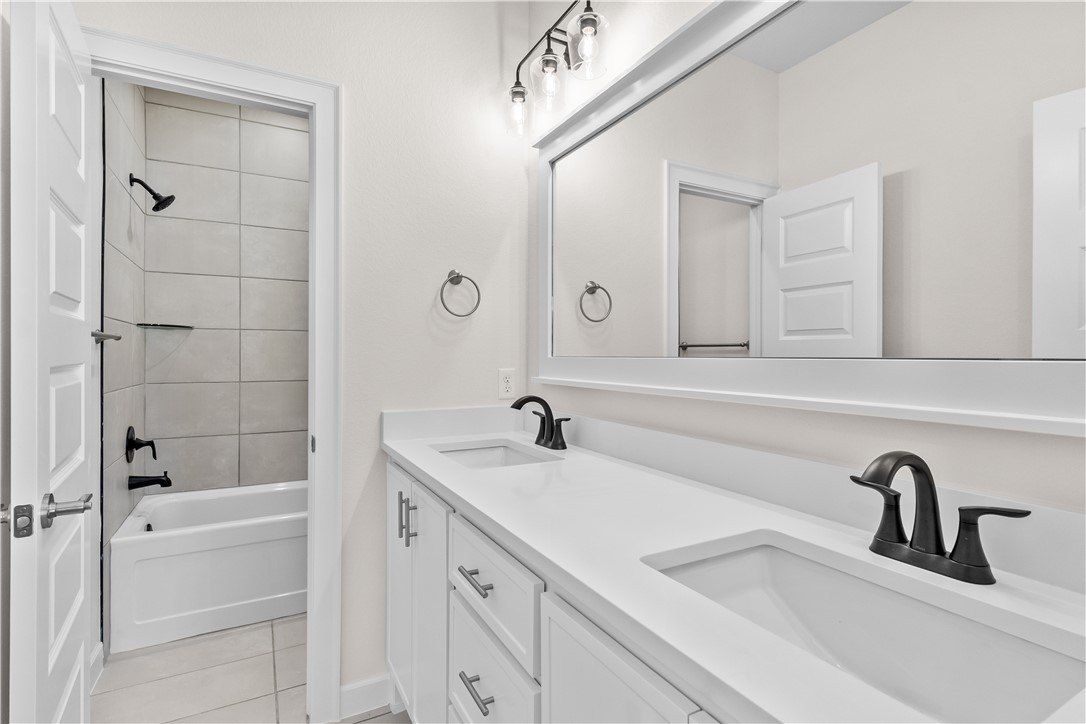 2124 Porter Street. Pea Ridge, AR 72751