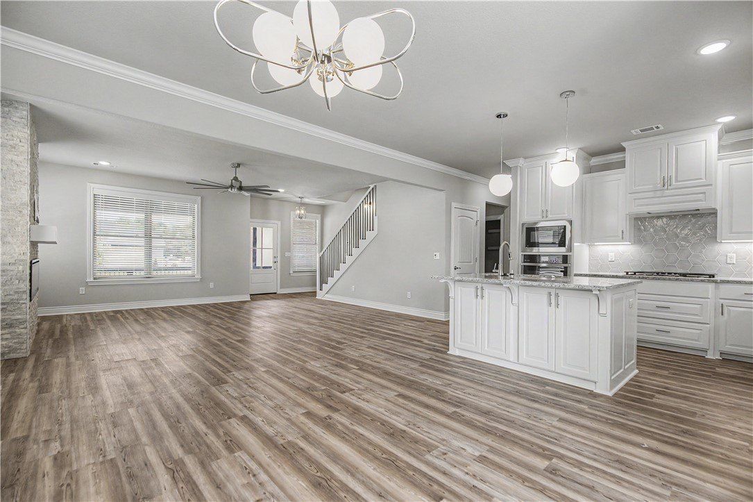 802 W Kelley Ann Street. Siloam Springs, AR 72761