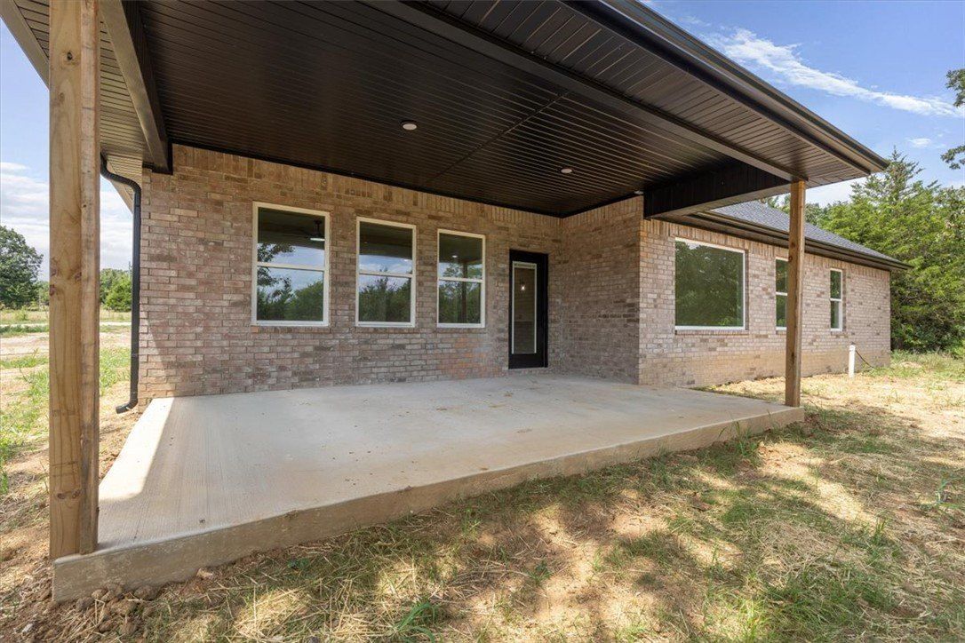 13004 Rocky Hill Road. Prairie Grove, AR 72753