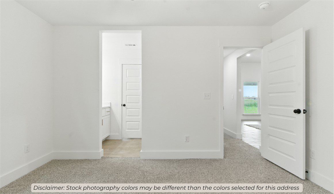 2101 Yulan Lane. Bentonville, AR 72713
