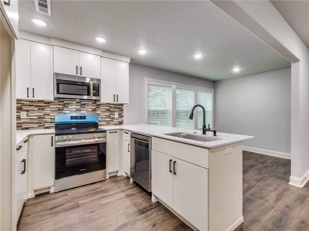 27 Brierfield Lane. Bella Vista, AR 72714