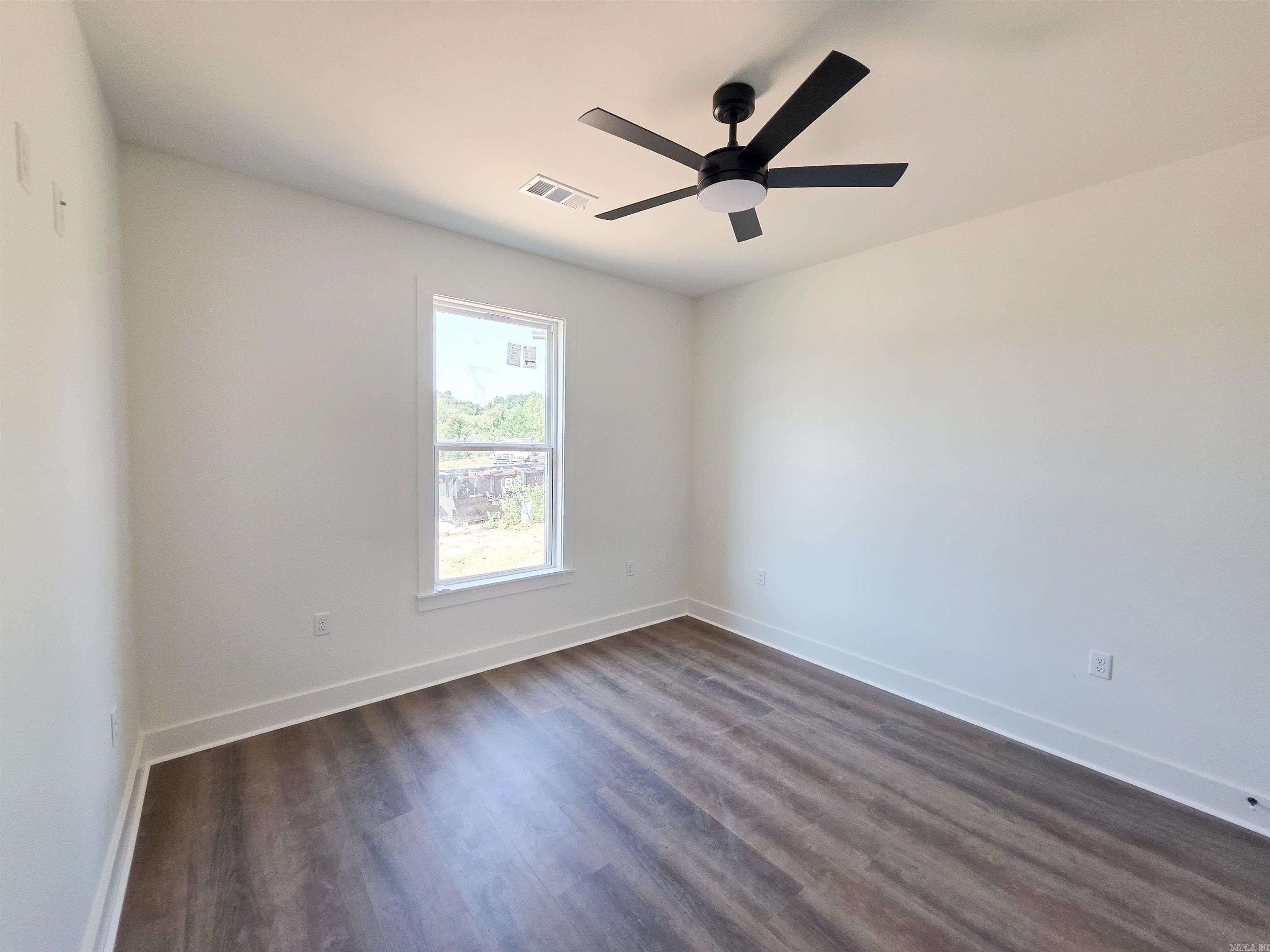 563 Crepe Myrtle Loop. Cabot, AR 72023