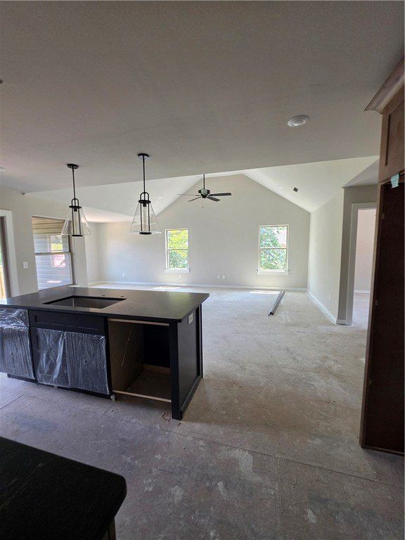 16 Reading Lane. Bella Vista, AR 72714