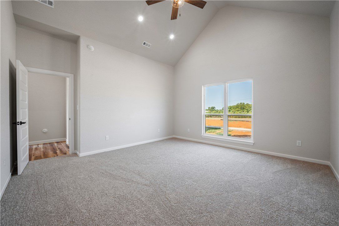 218 Windflower Lane. Van Buren, AR 72956
