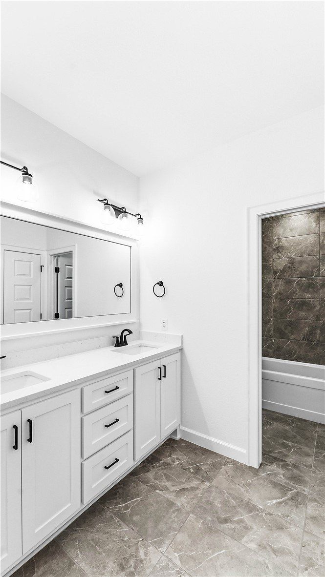 1511 Lookout Lane. Cave Springs, AR 72718