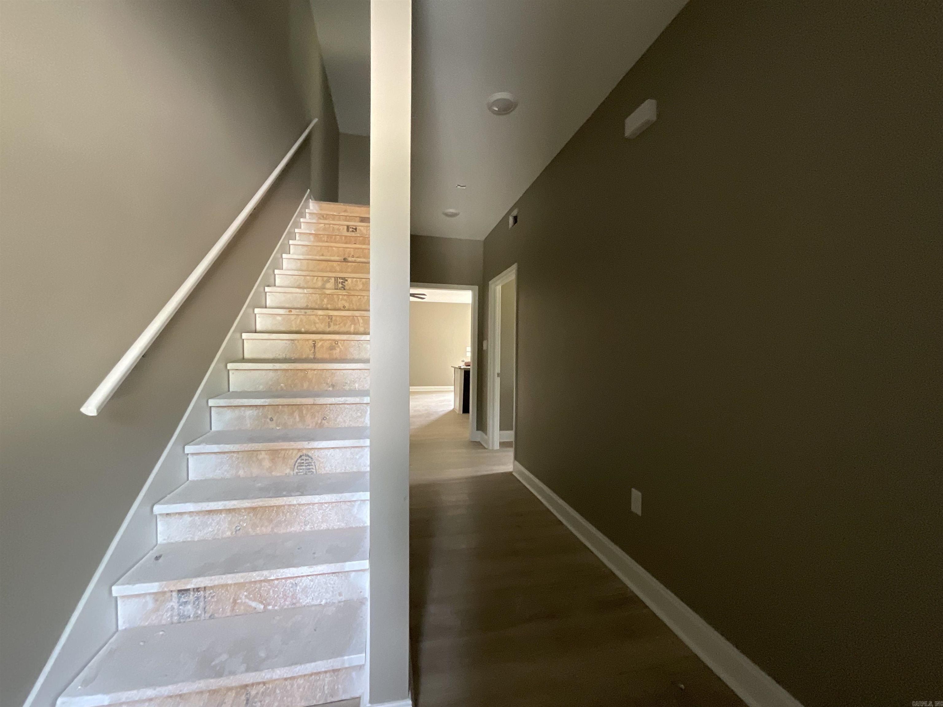 410 412 414 England Street. Lonoke, AR 72086