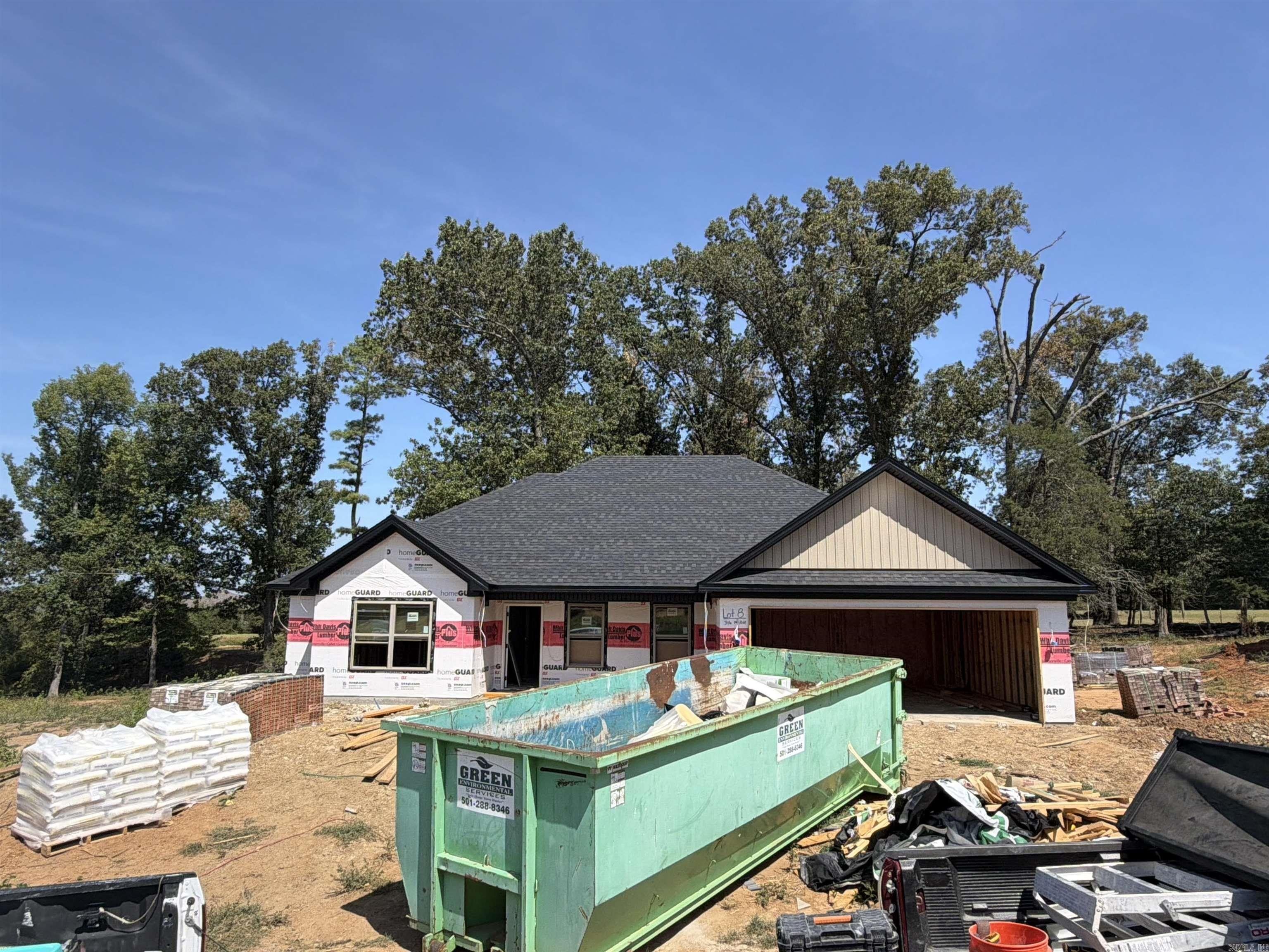 316 Millie Court. Austin, AR 72007
