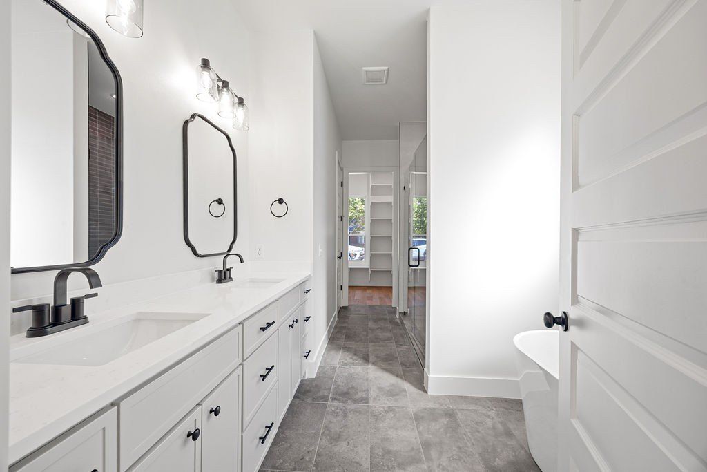 48 Bedford Lane. Bella Vista, AR 72714