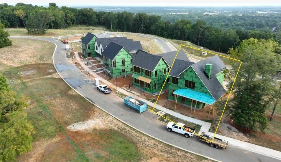 2310 W Markham. Fayetteville, AR 72701