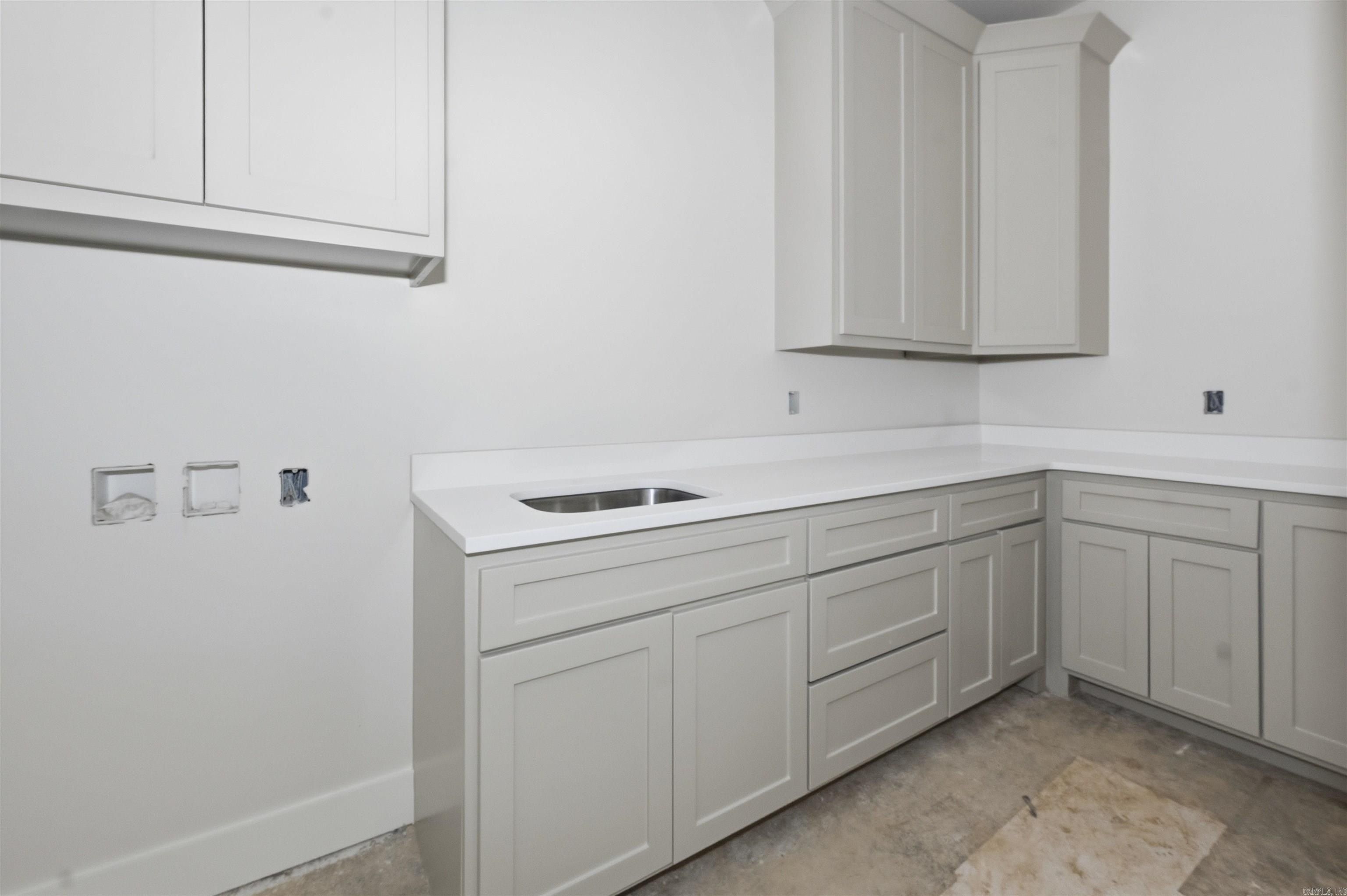 904 Cimarron Cove. Benton, AR 72019