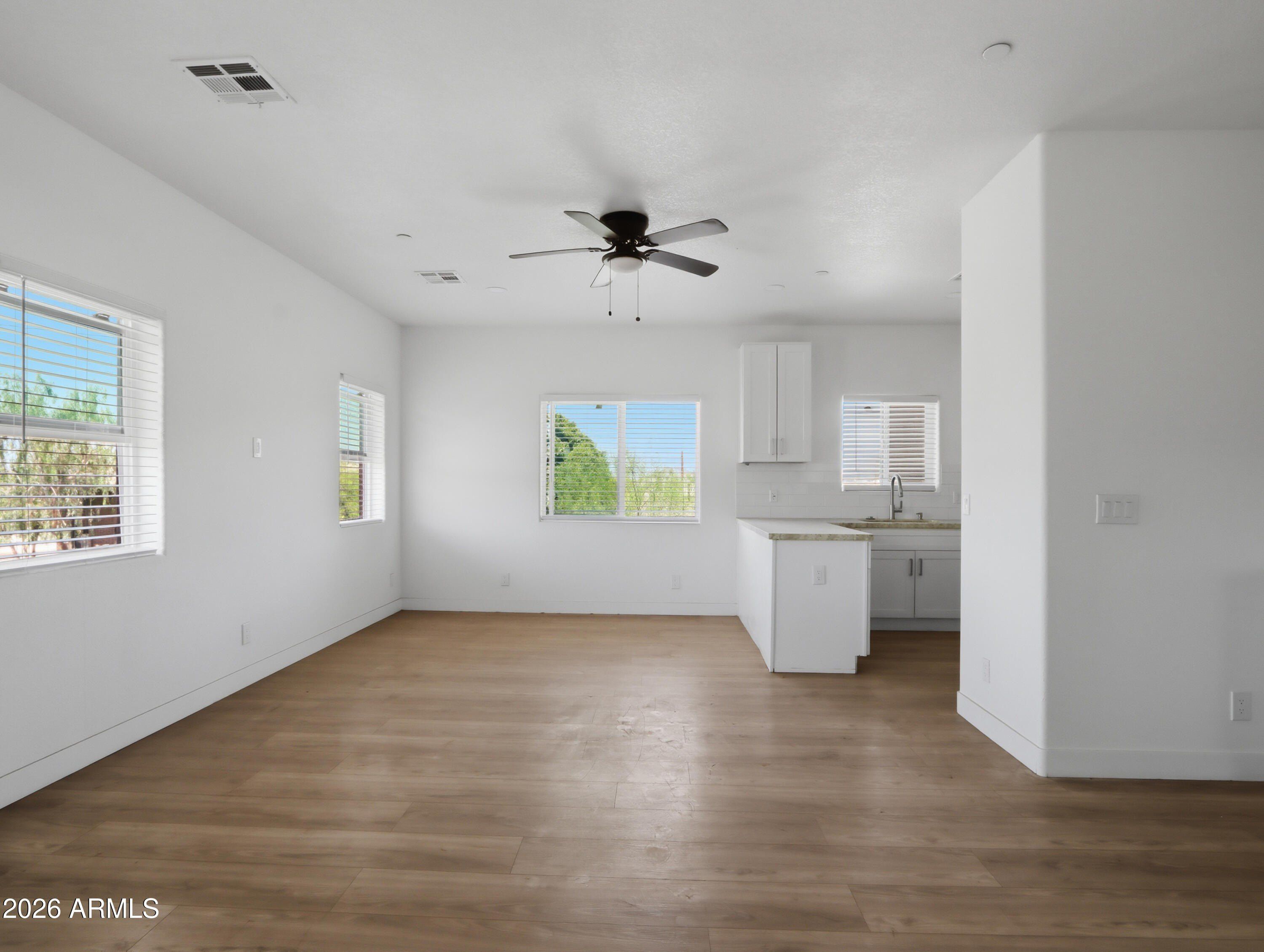 1306 E Purdue Avenue. Phoenix, AZ 85020