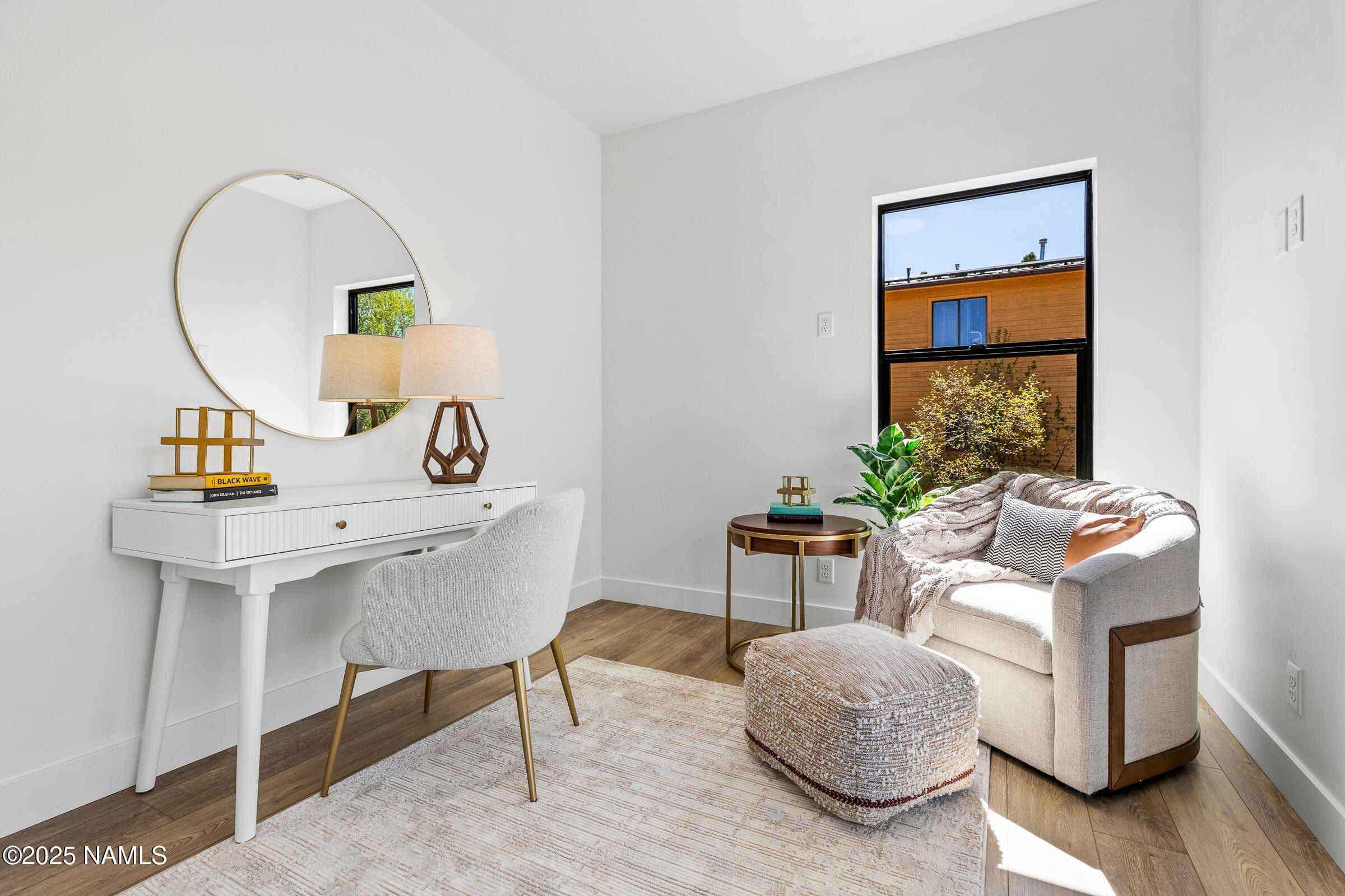 302 W Oak Avenue. Flagstaff, AZ 86001
