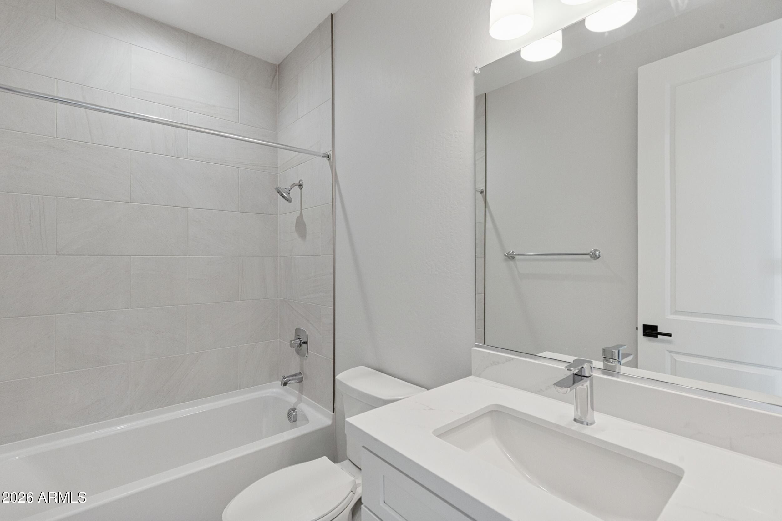3835 W Fox Road. Laveen, AZ 85339