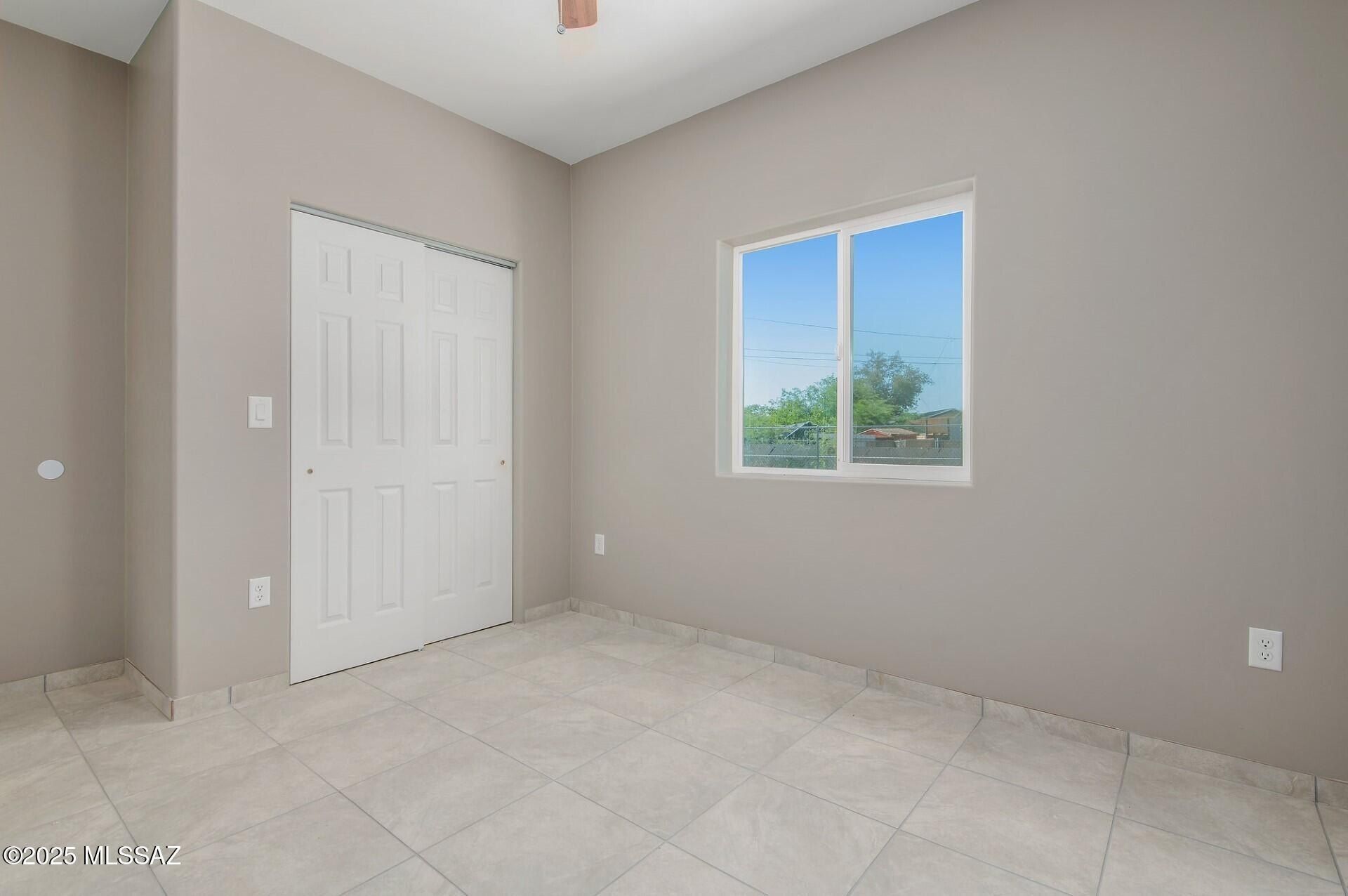 525 W President Street. Tucson, AZ 85714